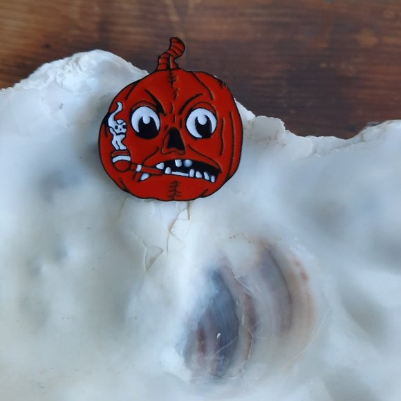 Halloween Enamel Pins 👻🎃 - Picture 3 of 4